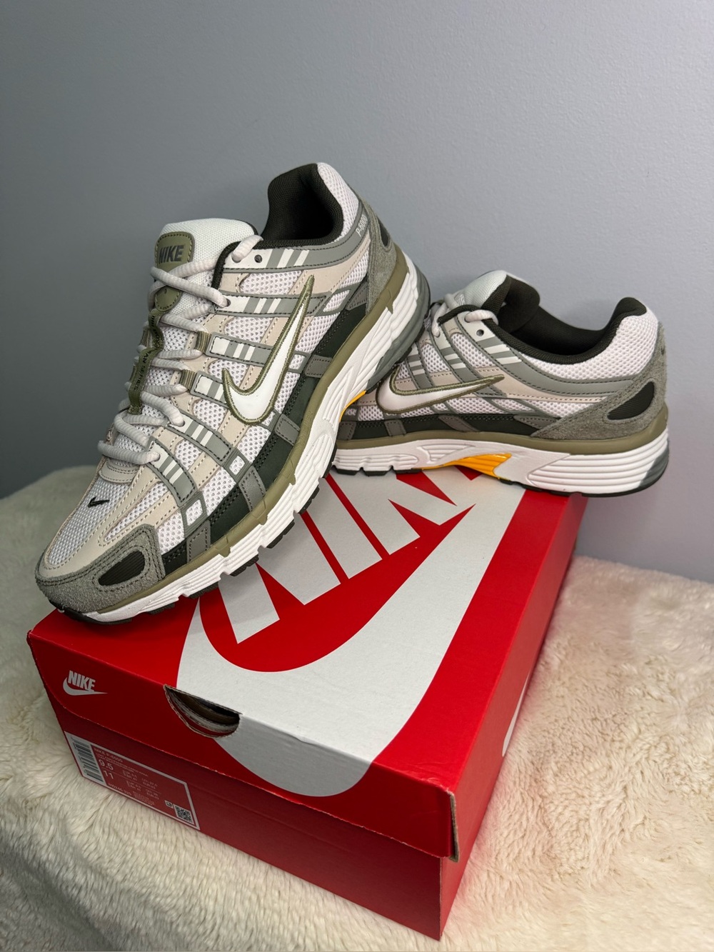 Nike Men’s Nike P-6000 🥝